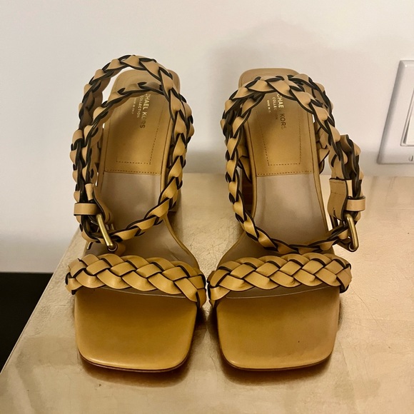 Michael Kors Collection - Pippa | Brown Leather Braided Heeled Sandal Block Heel - Picture 3 of 6